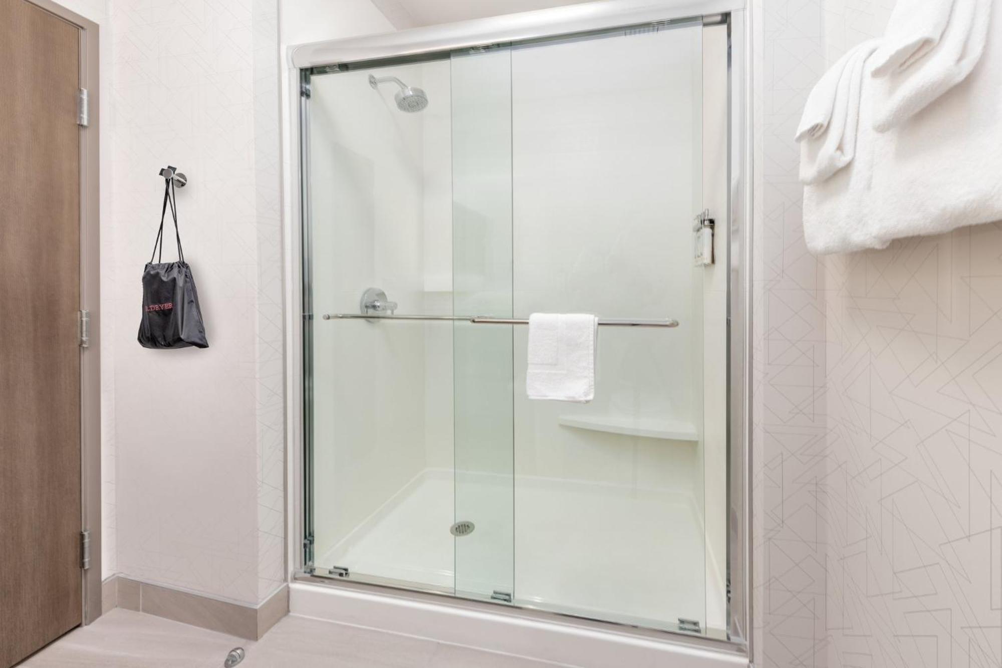 Holiday Inn Express & Suites Austin Airport East By Ihg Exteriér fotografie